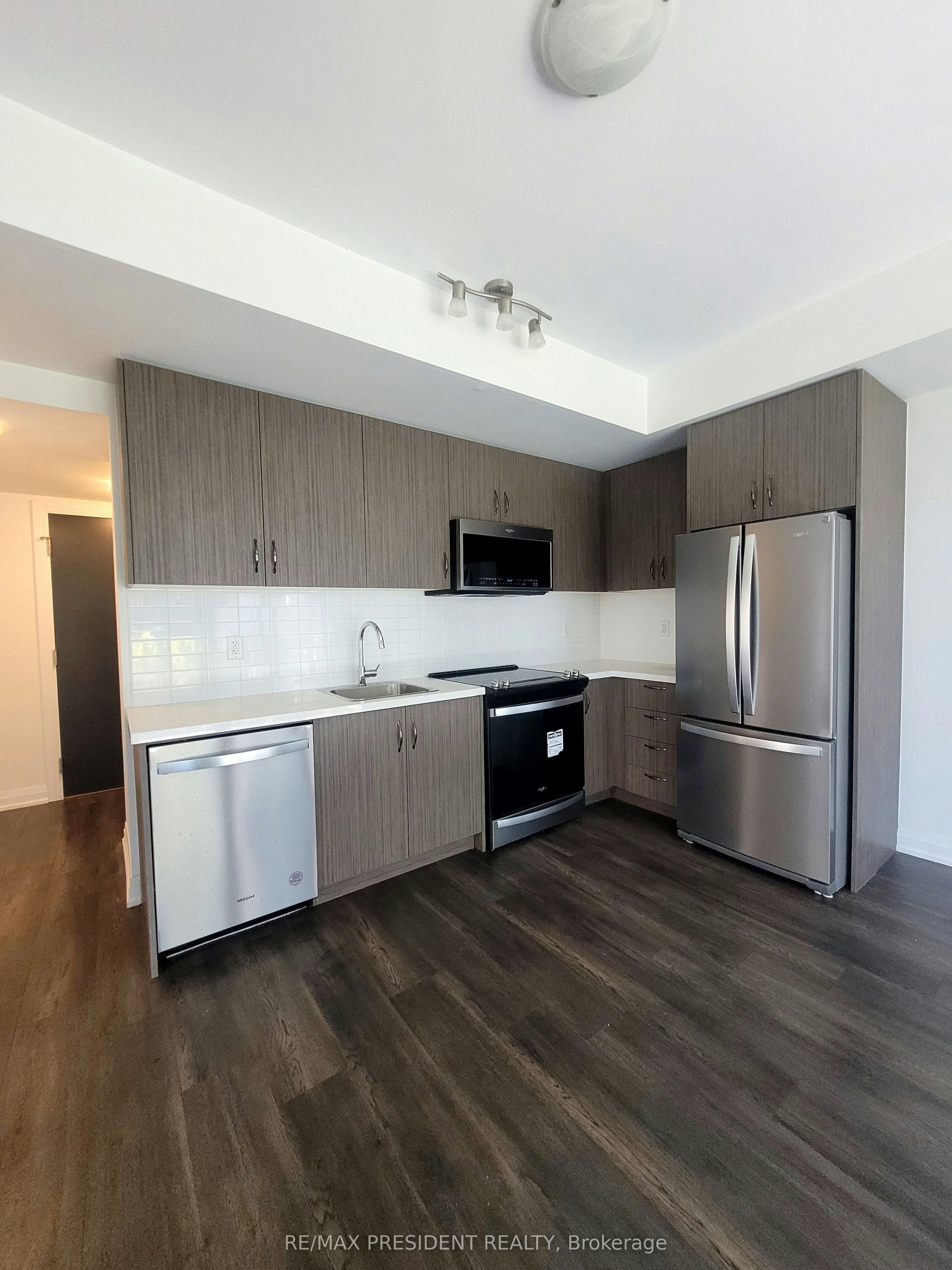 230-85 Attmar Drive, Brampton, ON, L6P 0Y6 - 7