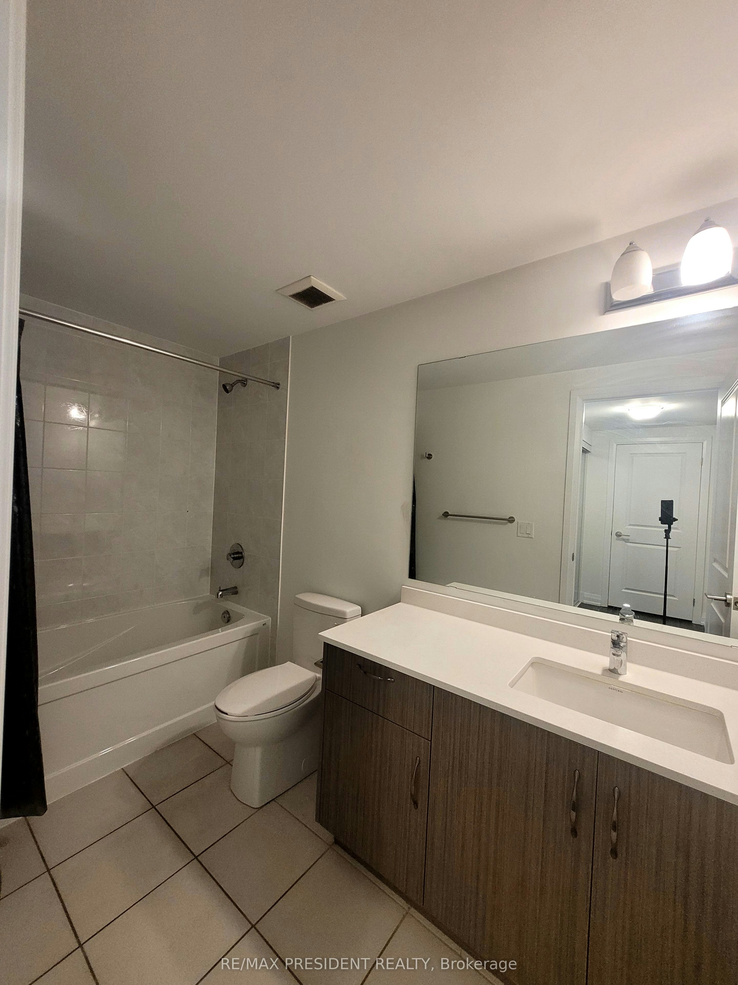 230-85 Attmar Drive, Brampton, ON, L6P 0Y6 - 12
