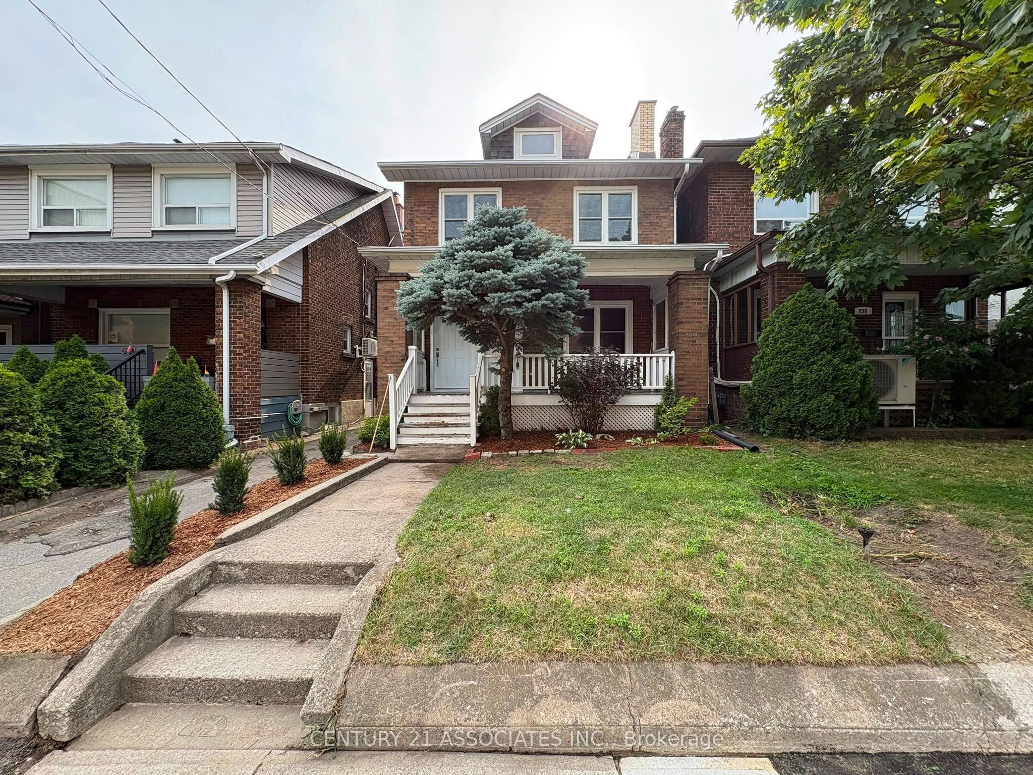 Unit B-634 Runnymede Road, Toronto, ON, M6S 3A2