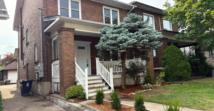 Unit B-634 Runnymede Road, Toronto, ON, M6S 3A2 - 2