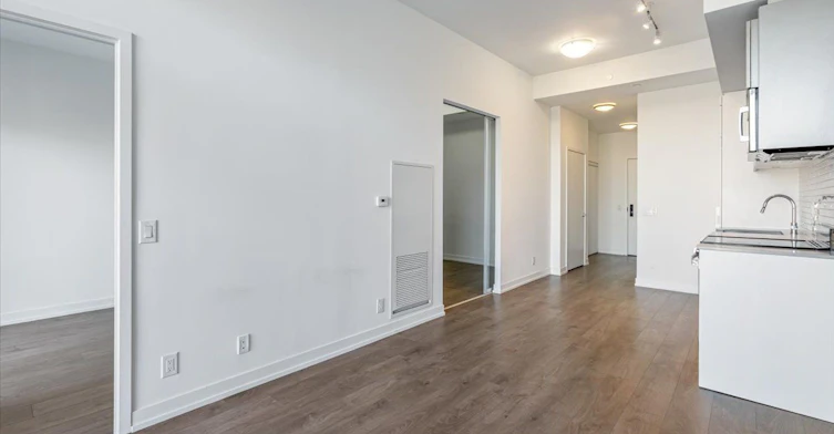 1023-270 Dufferin Street, Toronto, ON, M6K 1Z6 - 9