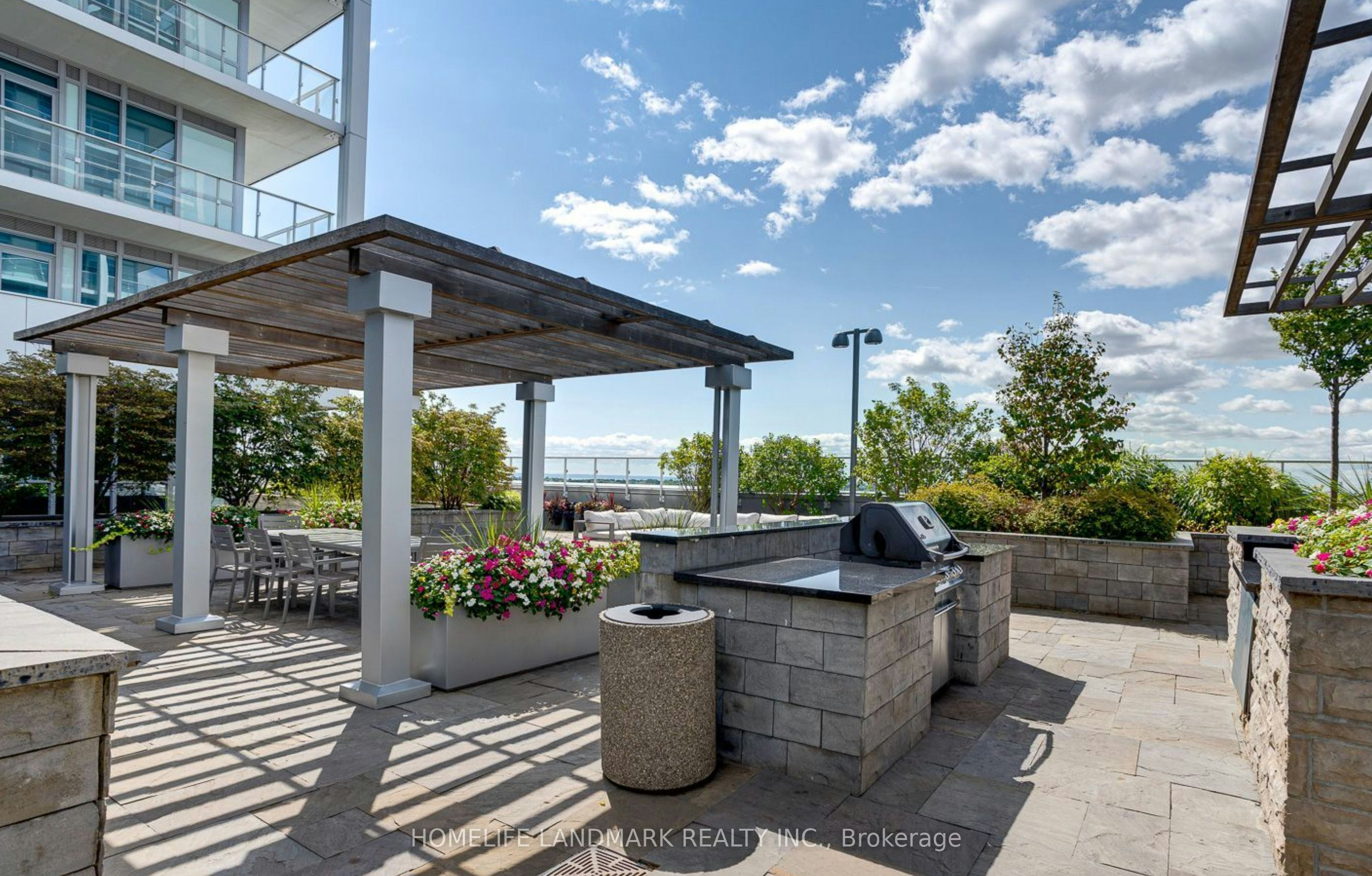 809-55 Speers Road, Oakville, ON, L6K 0H9 - 16