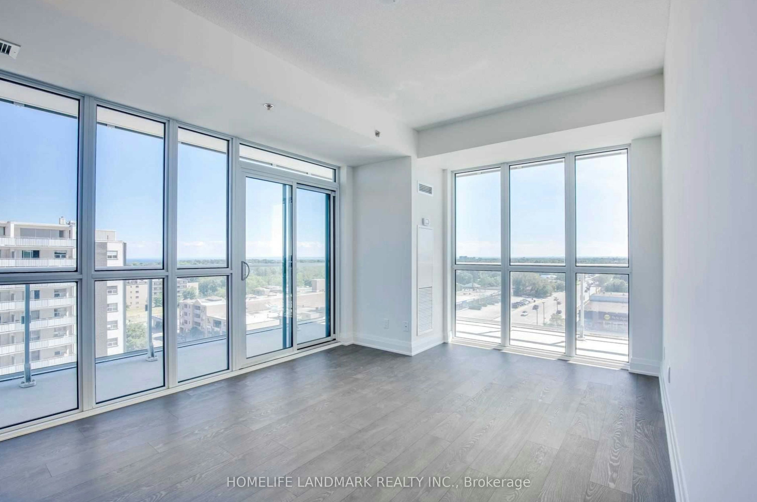 809-55 Speers Road, Oakville, ON, L6K 0H9