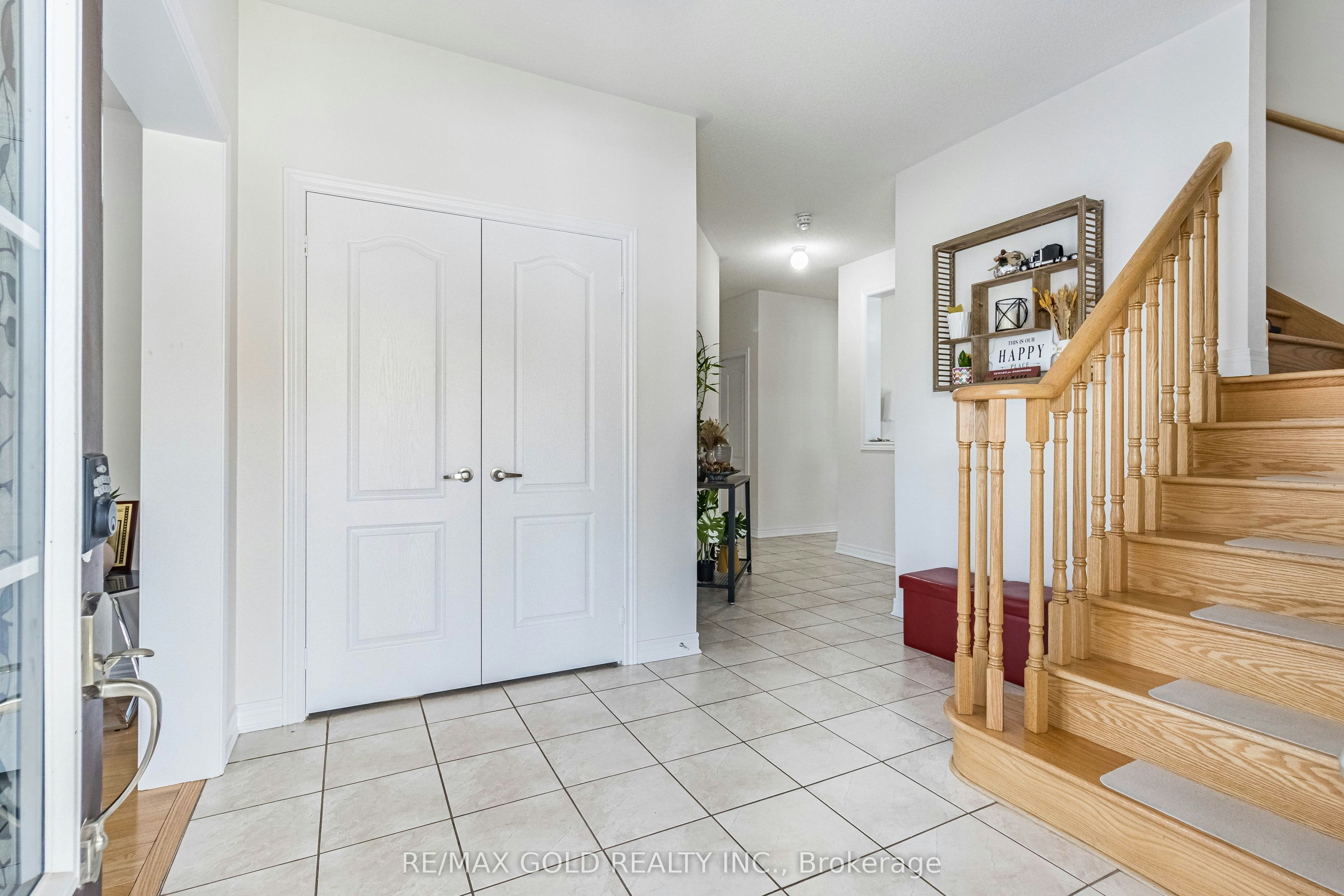 110 Banbridge Crescent, Brampton, ON, L6X 5M2 - 4