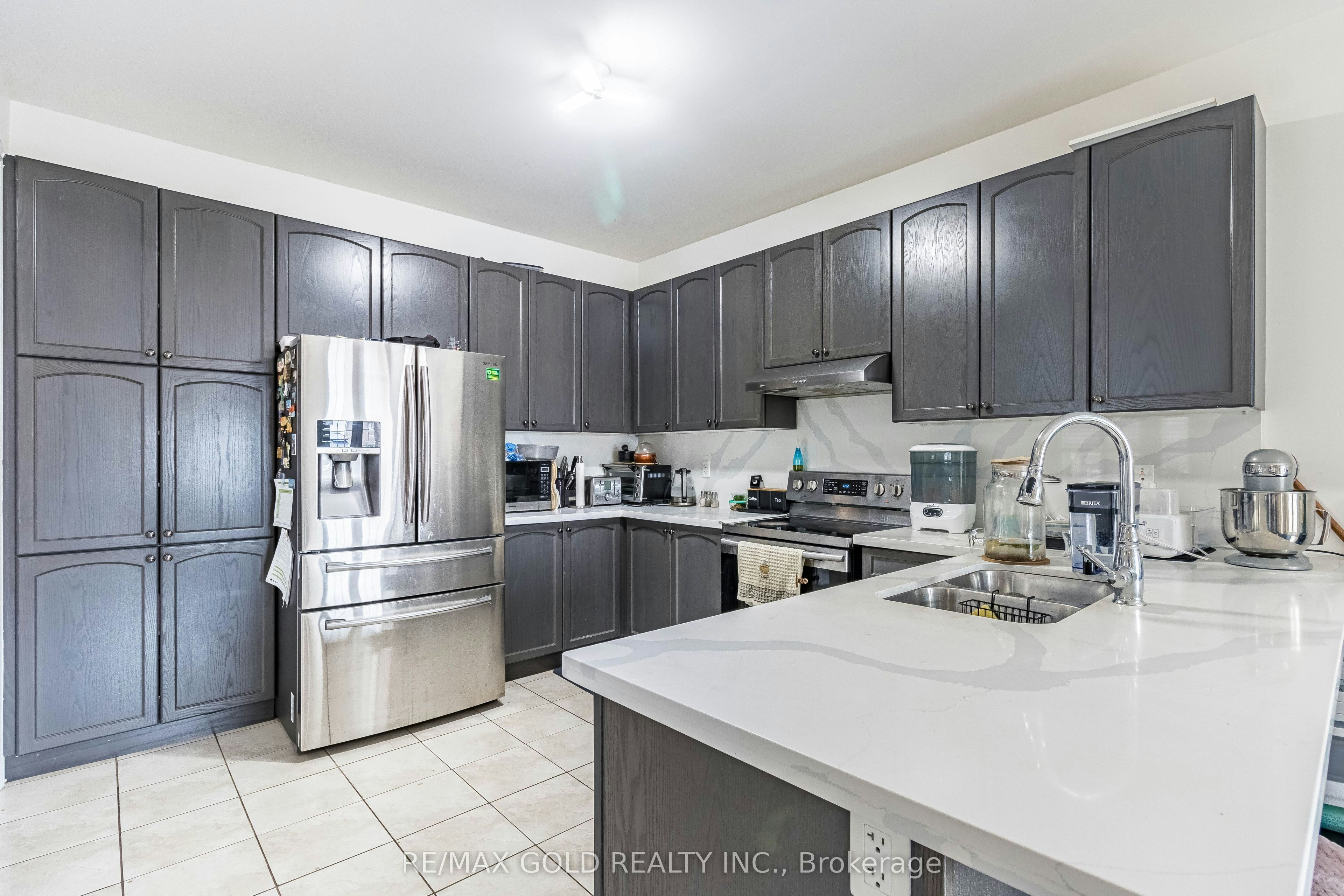 110 Banbridge Crescent, Brampton, ON, L6X 5M2 - 9