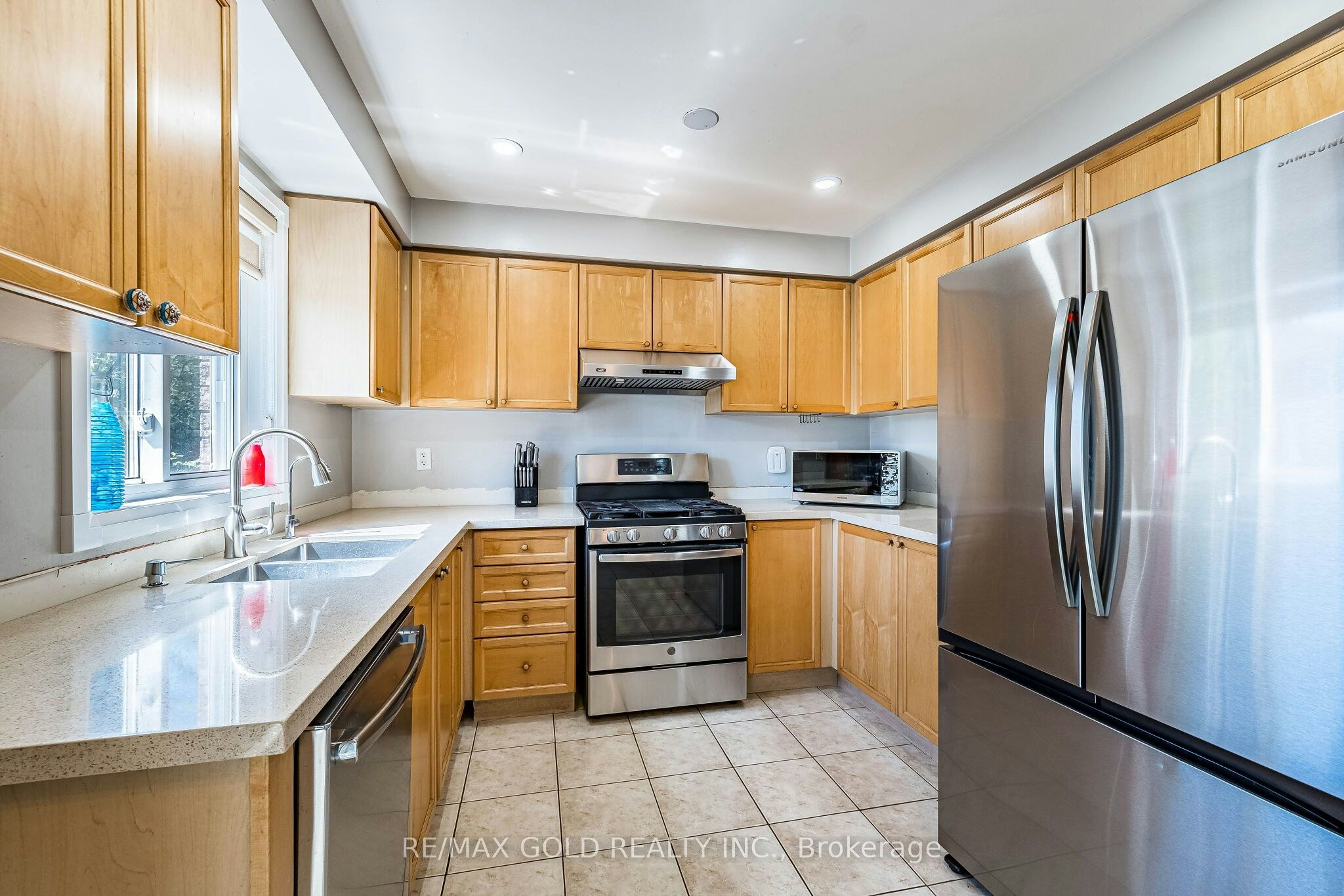 7 Roadmaster Lane, Brampton, ON, L7A 3A9 - 13