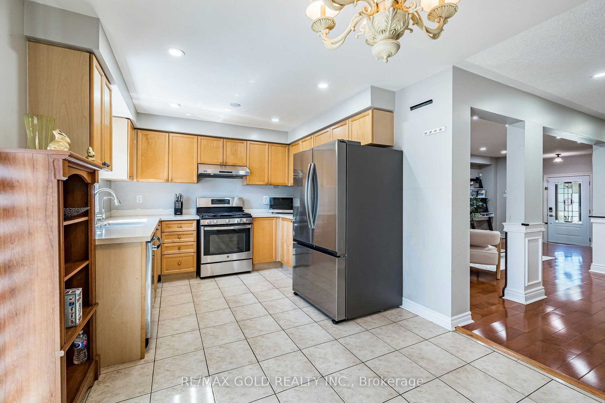 7 Roadmaster Lane, Brampton, ON, L7A 3A9 - 12