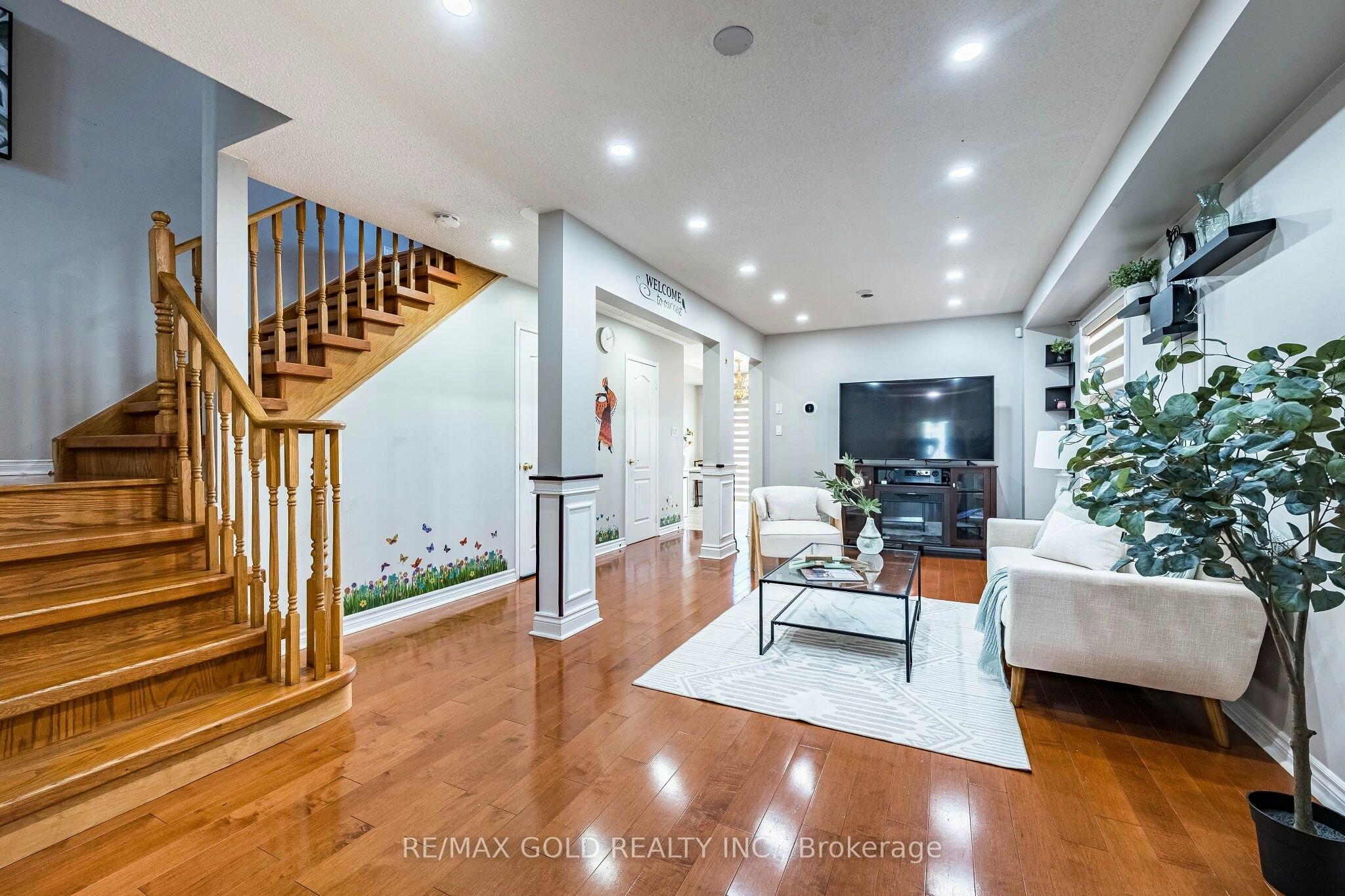 7 Roadmaster Lane, Brampton, ON, L7A 3A9 - 6