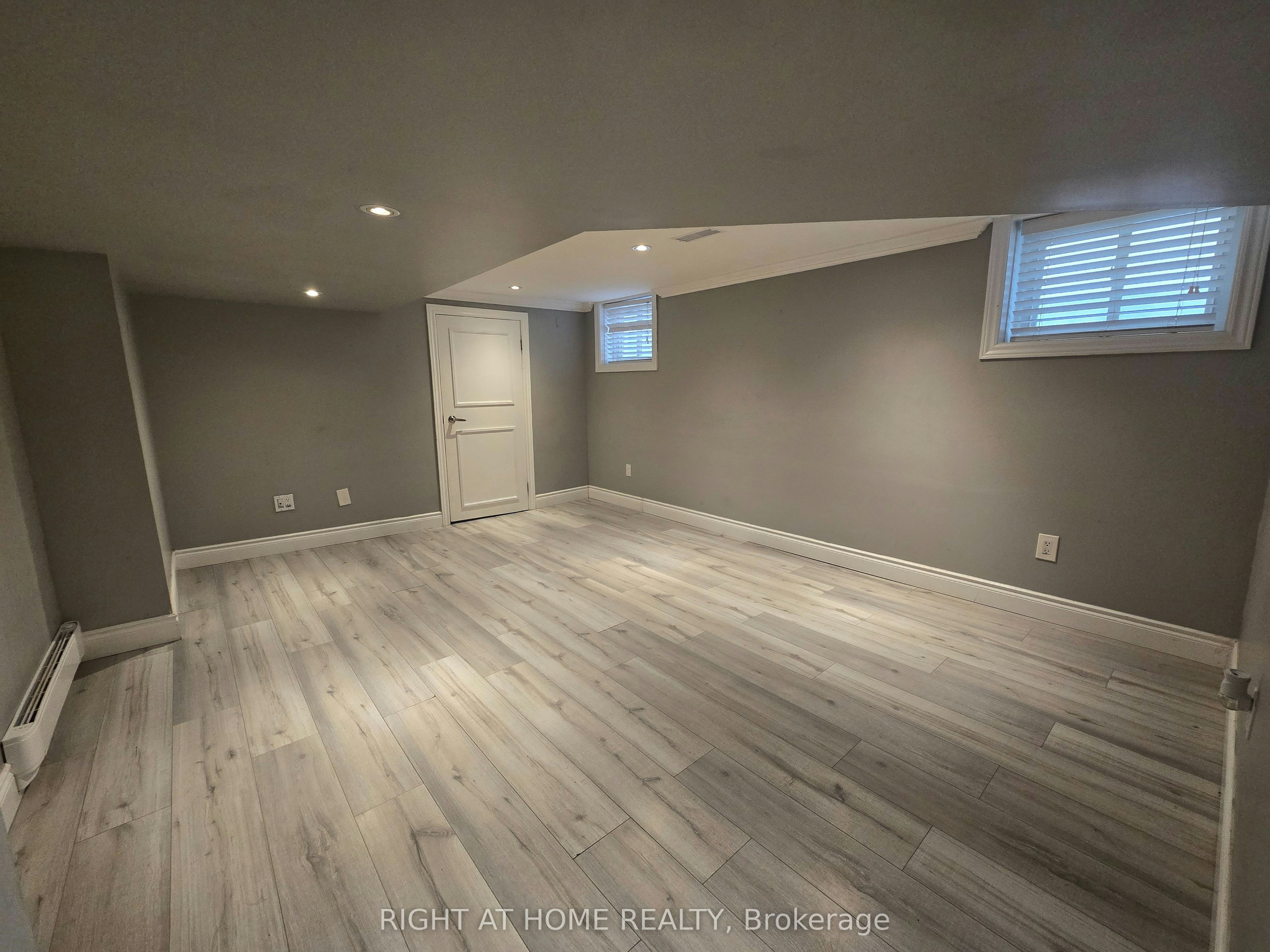 Basement-46 Haverson Boulevard, Toronto, ON, M6M 3J6 - 6