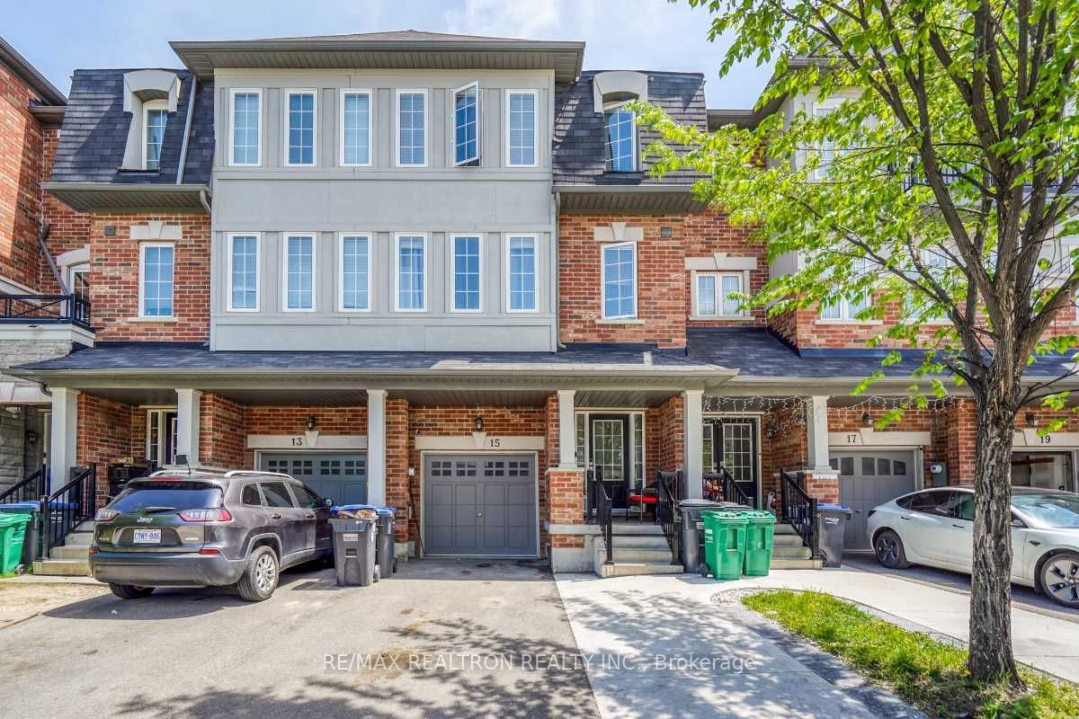 15 Sprucewood Road, Brampton, ON, L6Z 0J3