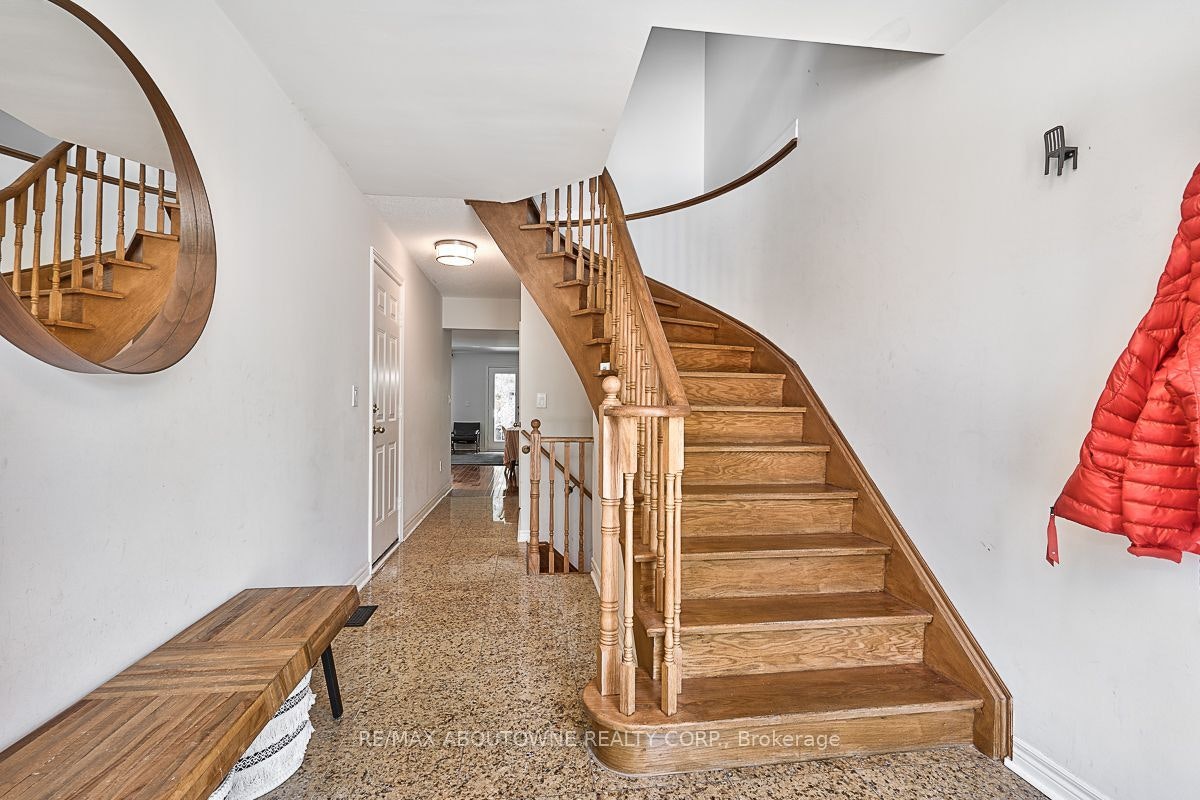 41-2250 Rockingham Drive, Oakville, ON, L6H 6J3 - 4
