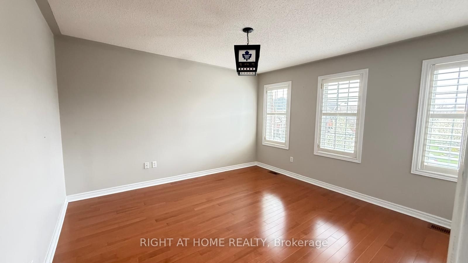 28 Laurentide Crescent, Brampton, ON, L6P 1Y4 - 23