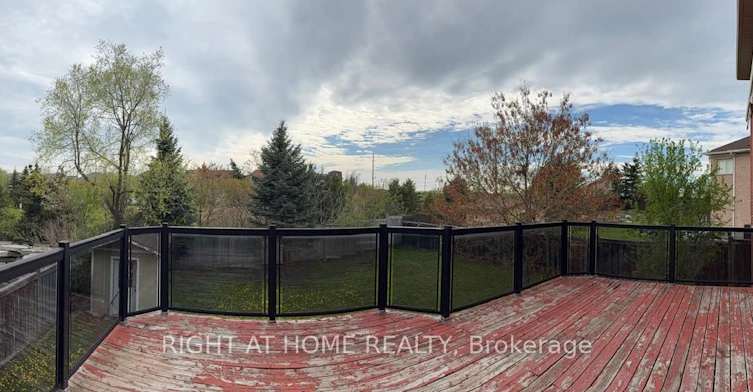 28 Laurentide Crescent, Brampton, ON, L6P 1Y4 - 14