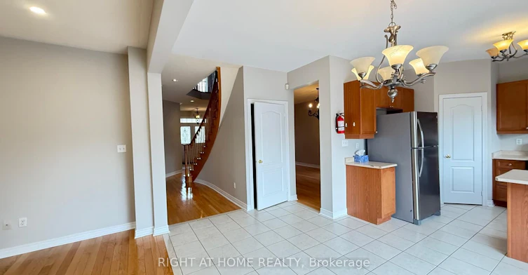 28 Laurentide Crescent, Brampton, ON, L6P 1Y4 - 9