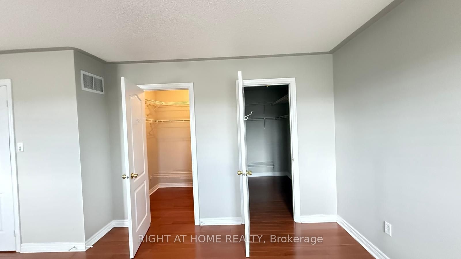 28 Laurentide Crescent, Brampton, ON, L6P 1Y4 - 17