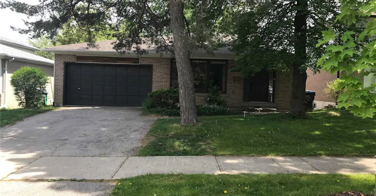 Bsmt-1582 Otterby Road, Mississauga, ON, L4X 1W7