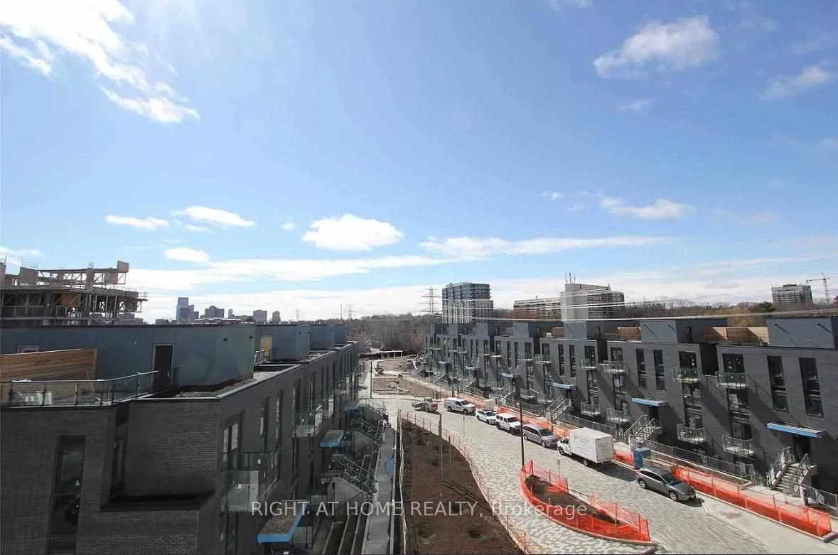 413-20 Brin Drive, Toronto, ON, M8X 0B2 - 13