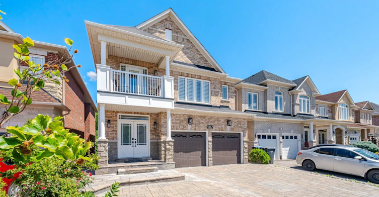 65 River Heights Drive, Brampton, ON, L6P 3B7 - 3