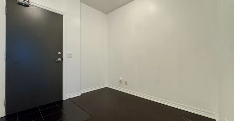 1710-223 Webb Drive, Mississauga, ON, L5B 0E8 - 2