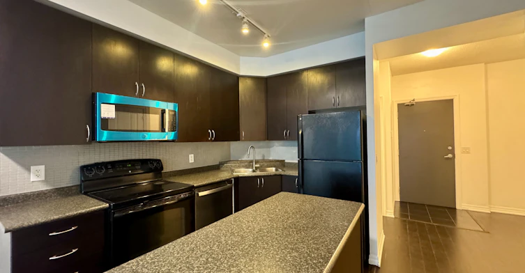 1710-223 Webb Drive, Mississauga, ON, L5B 0E8 - 6