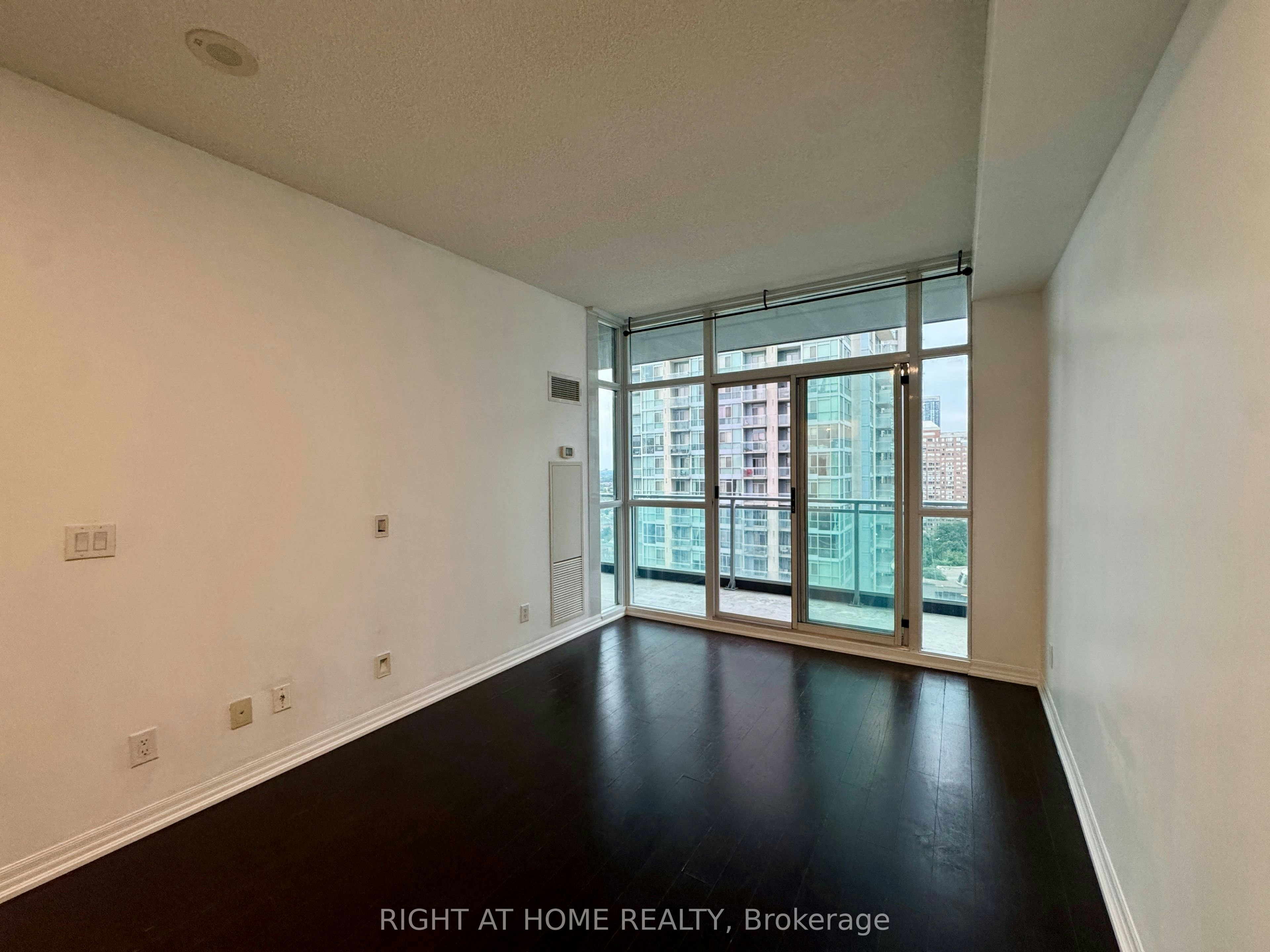 1710-223 Webb Drive, Mississauga, ON, L5B 0E8 - 14