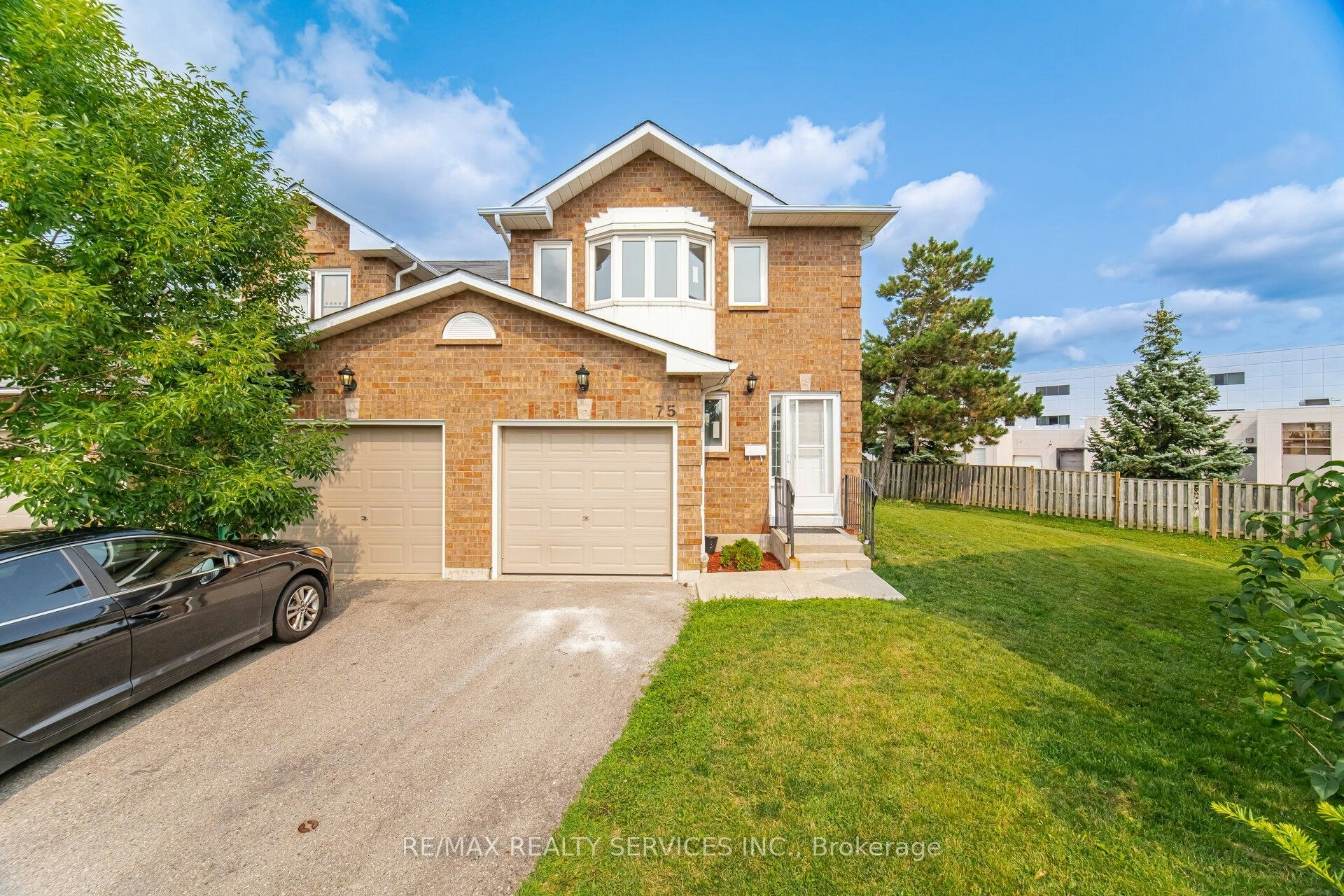 75-1484 Torrington Drive, Mississauga, ON, L5V 1Y2
