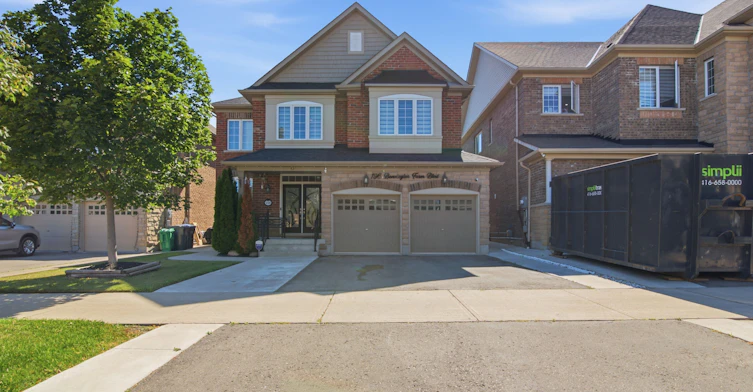 196 Bonnieglen Farm Boulevard, Caledon, ON, L7C 4C1