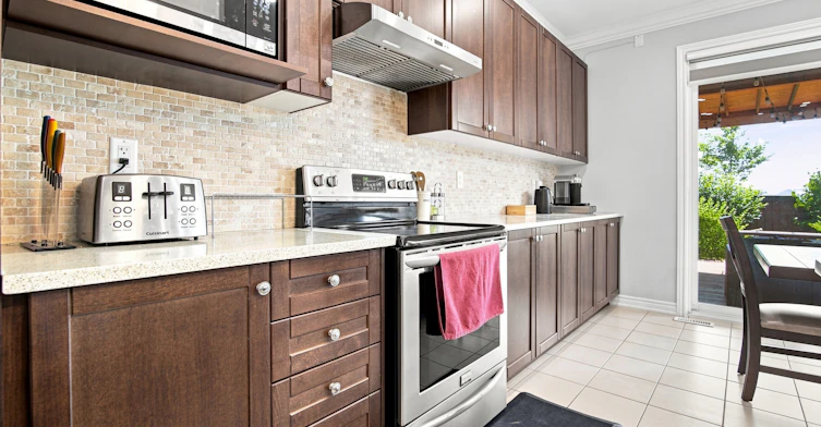 196 Bonnieglen Farm Boulevard, Caledon, ON, L7C 4C1 - 10
