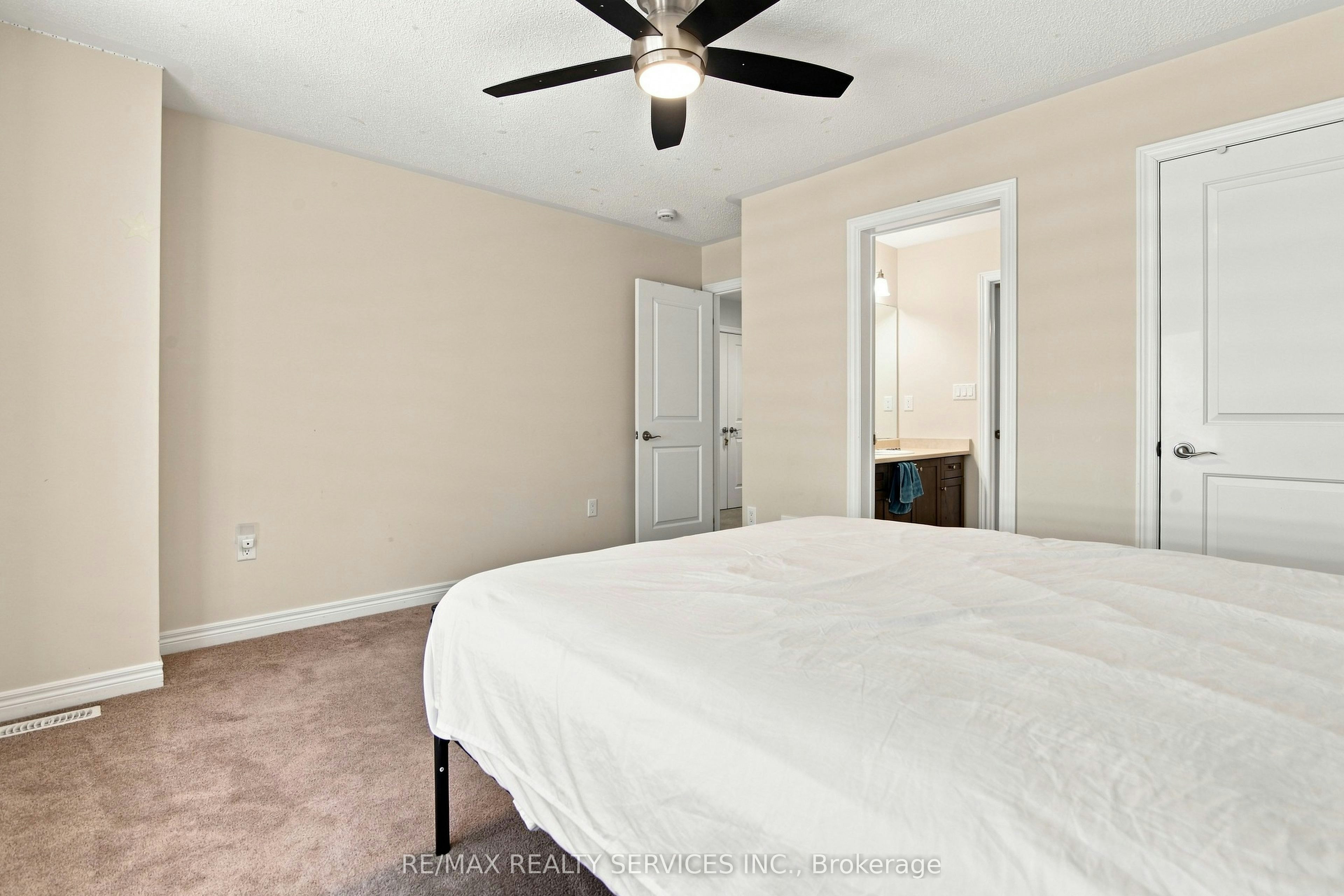 196 Bonnieglen Farm Boulevard, Caledon, ON, L7C 4C1 - 40