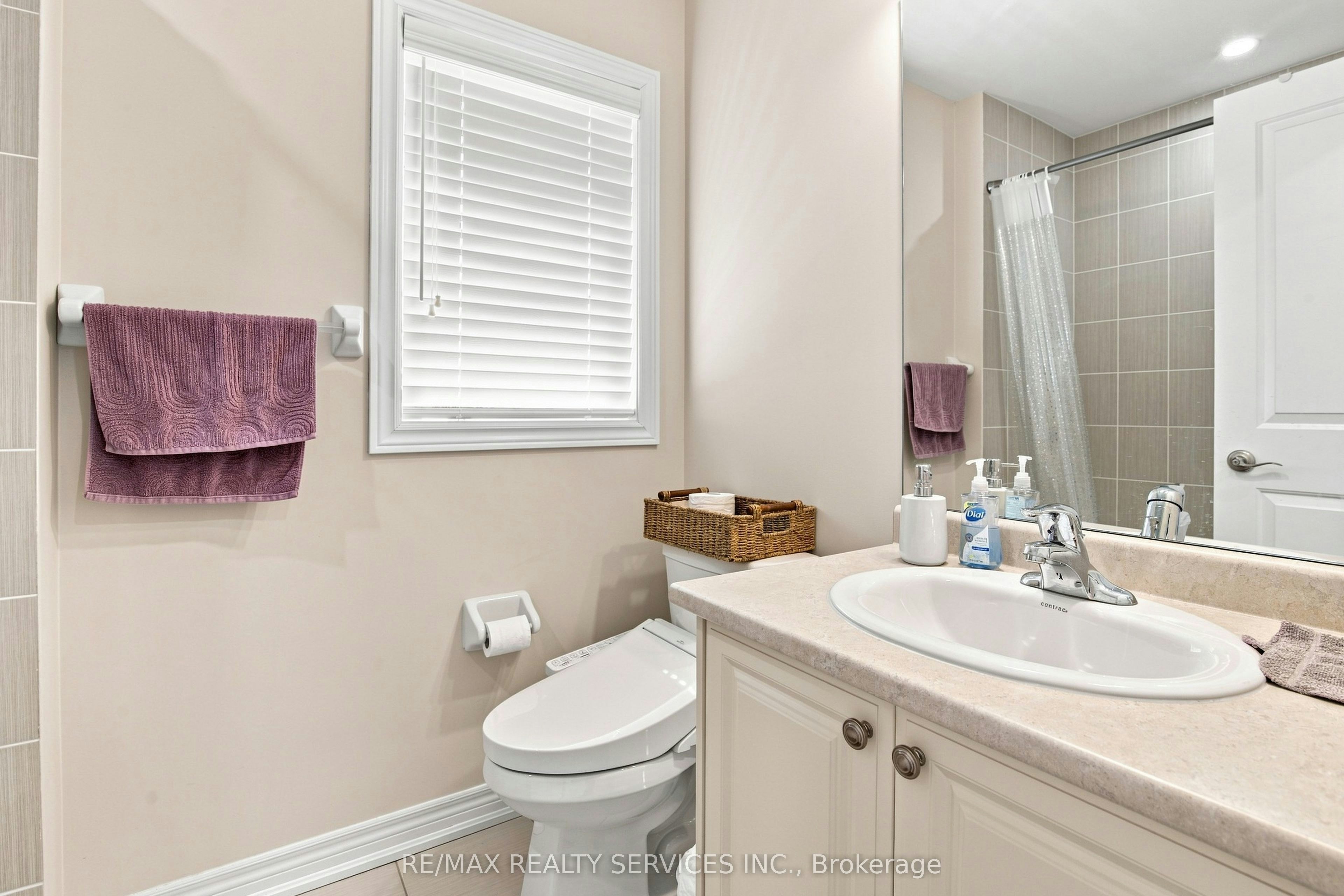 196 Bonnieglen Farm Boulevard, Caledon, ON, L7C 4C1 - 25