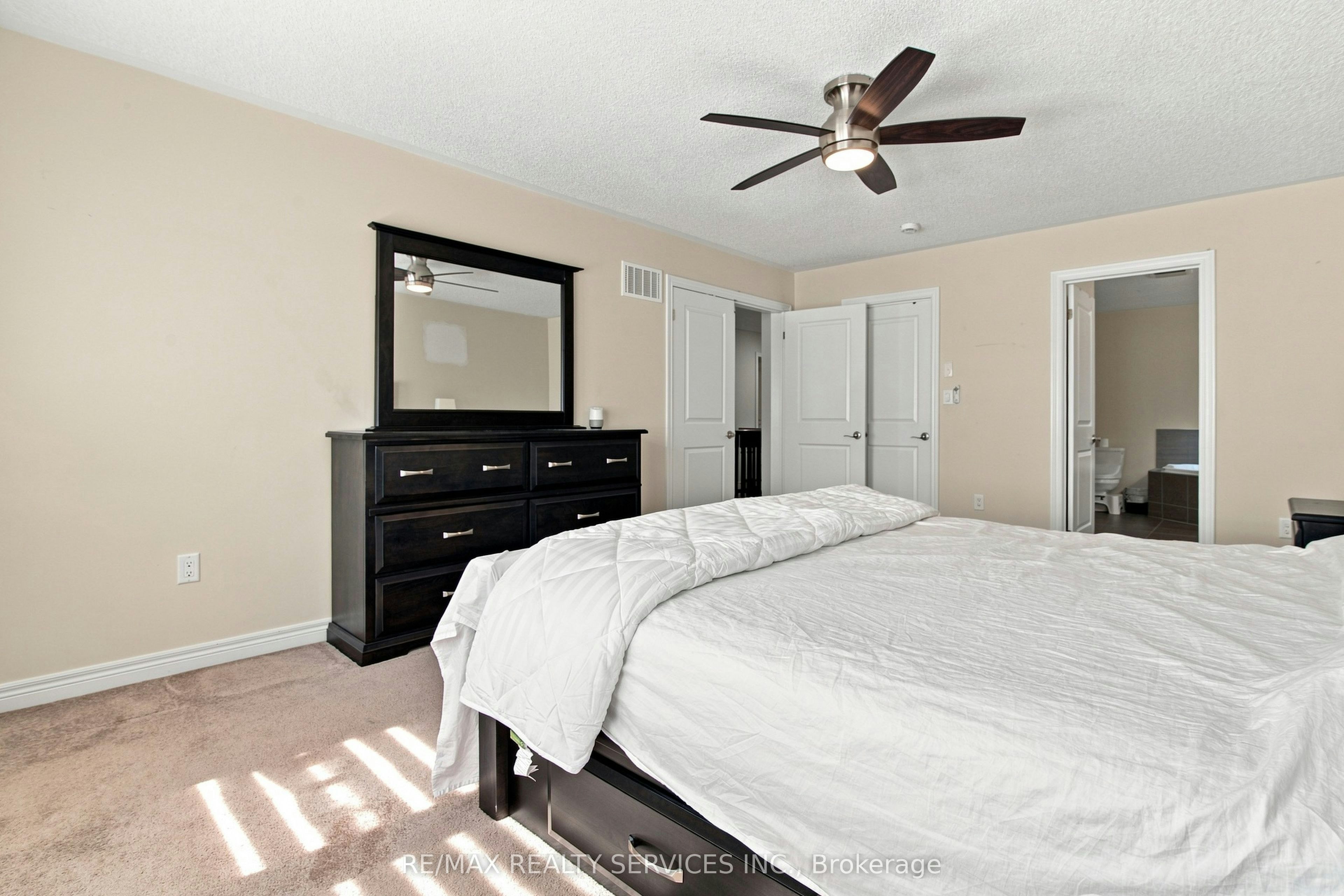 196 Bonnieglen Farm Boulevard, Caledon, ON, L7C 4C1 - 31