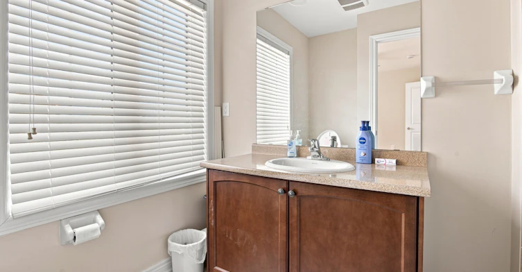196 Bonnieglen Farm Boulevard, Caledon, ON, L7C 4C1 - 43