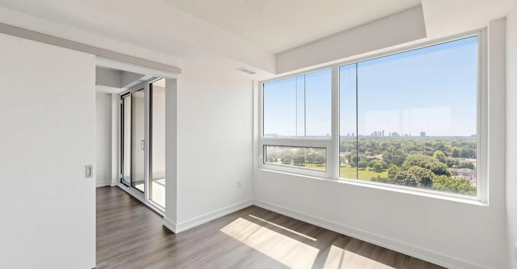 1114-4010 Eglinton Avenue W, Toronto, ON, M9A 0G5 - 17