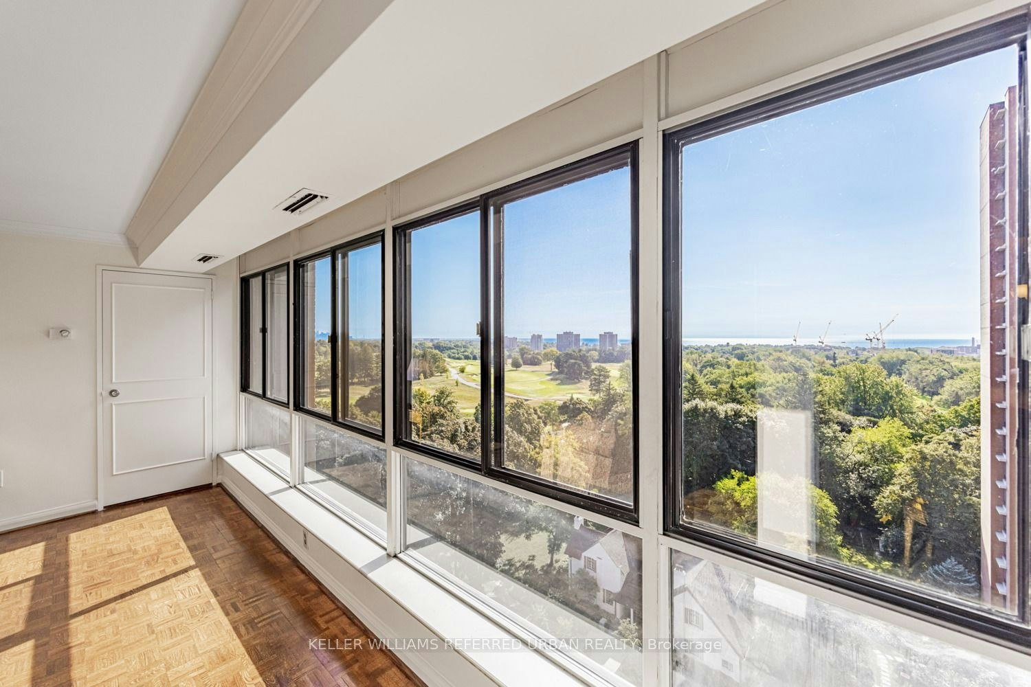 1409-1400 Dixie Road, Mississauga, ON, L5E 3E1