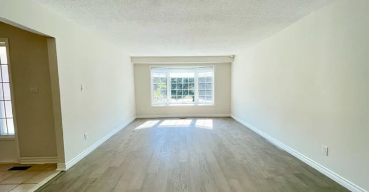 743 Fieldstone Road, Mississauga, ON, L5C 3K7 - 4