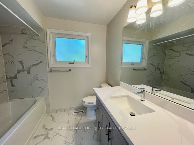 743 Fieldstone Road, Mississauga, ON, L5C 3K7 - 23