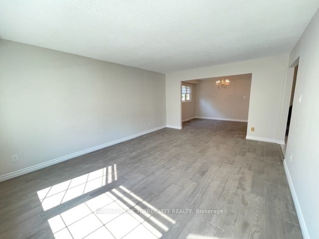 743 Fieldstone Road, Mississauga, ON, L5C 3K7 - 5