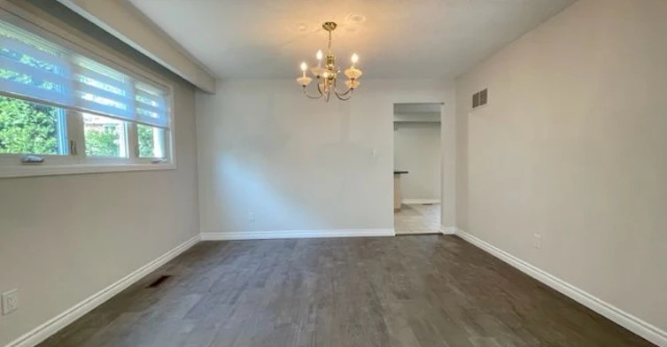 743 Fieldstone Road, Mississauga, ON, L5C 3K7 - 7
