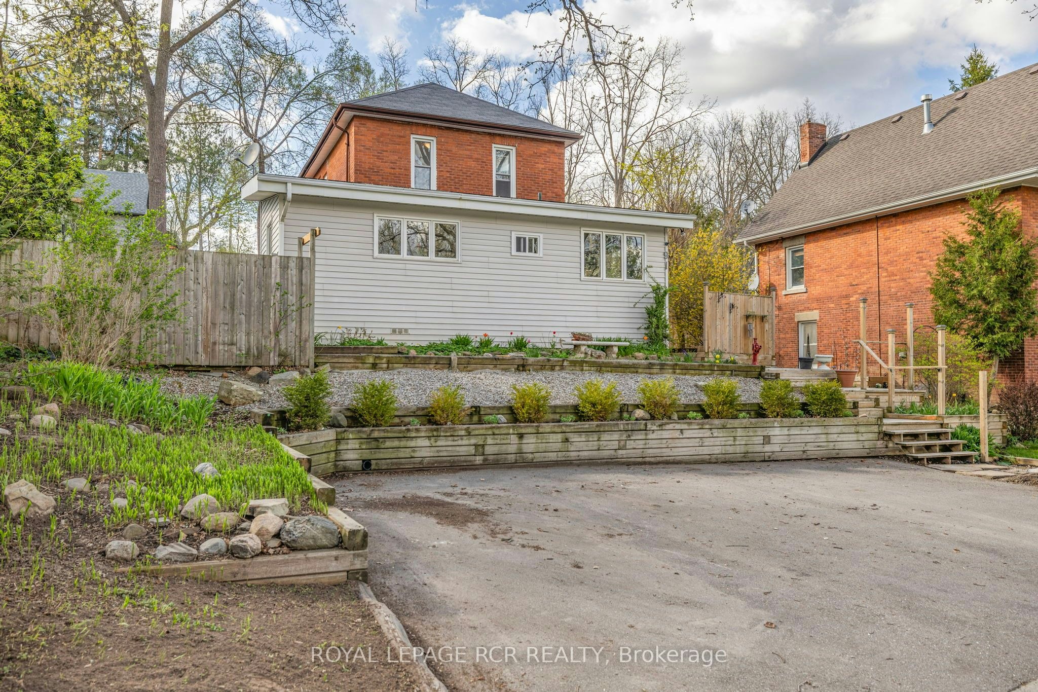 91 King Street W, Caledon, ON, L7E 1A2
