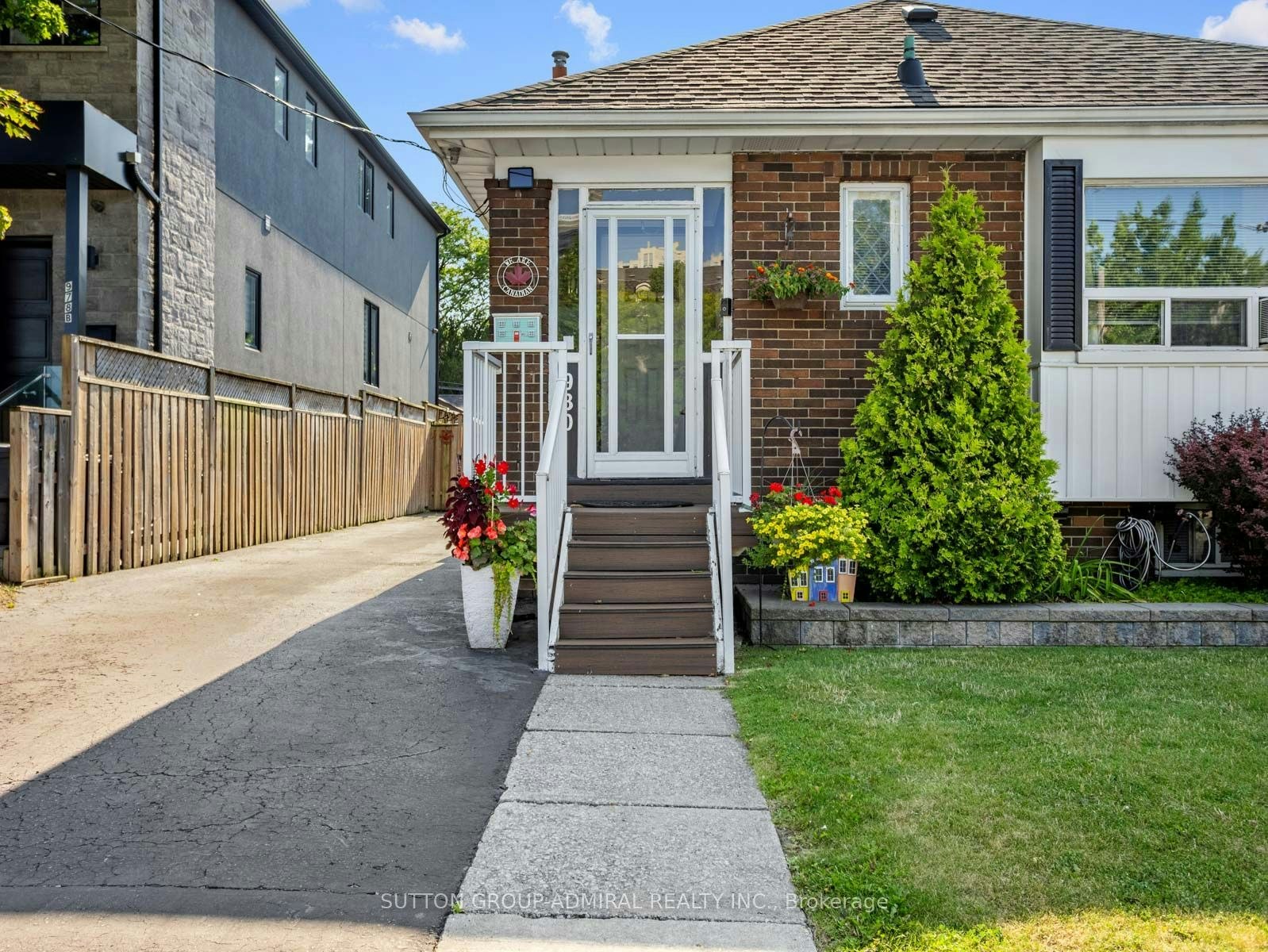 980 Kipling Avenue - 3
