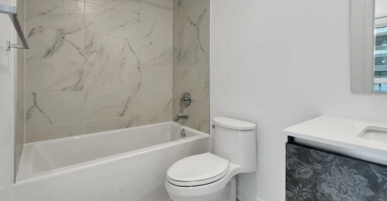 322-405 Dundas Street W, Oakville, ON, L6M 5P9 - 14
