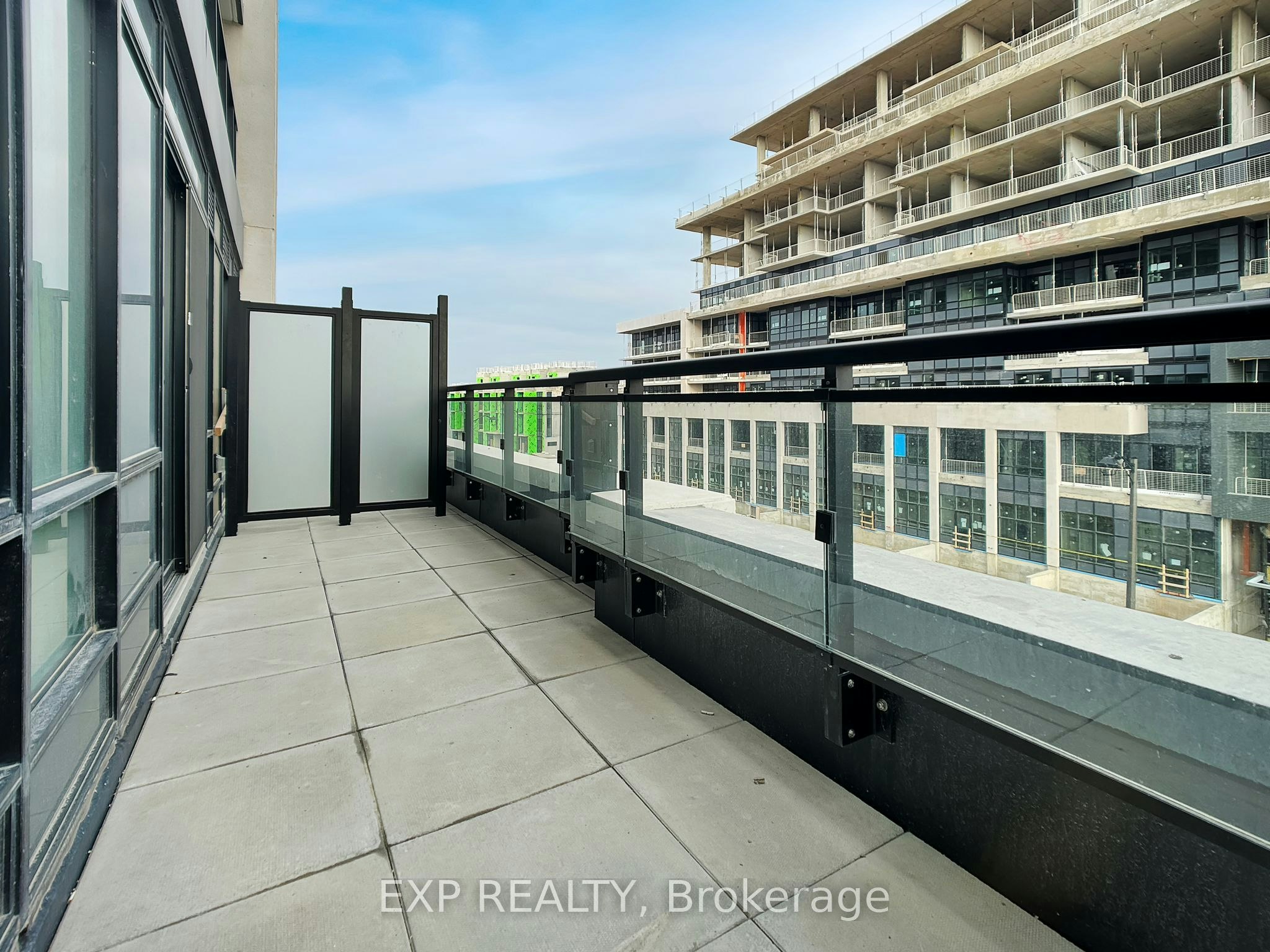 322-405 Dundas Street W, Oakville, ON, L6M 5P9 - 17