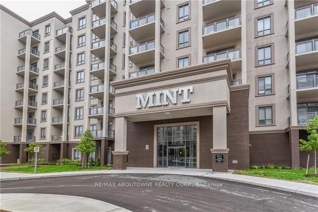 515-2490 Old Bronte Road, Oakville, ON, L6M 4J2