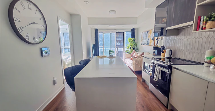 419-395 Dundas Street W, Oakville, ON, L6M 5R8 - 3