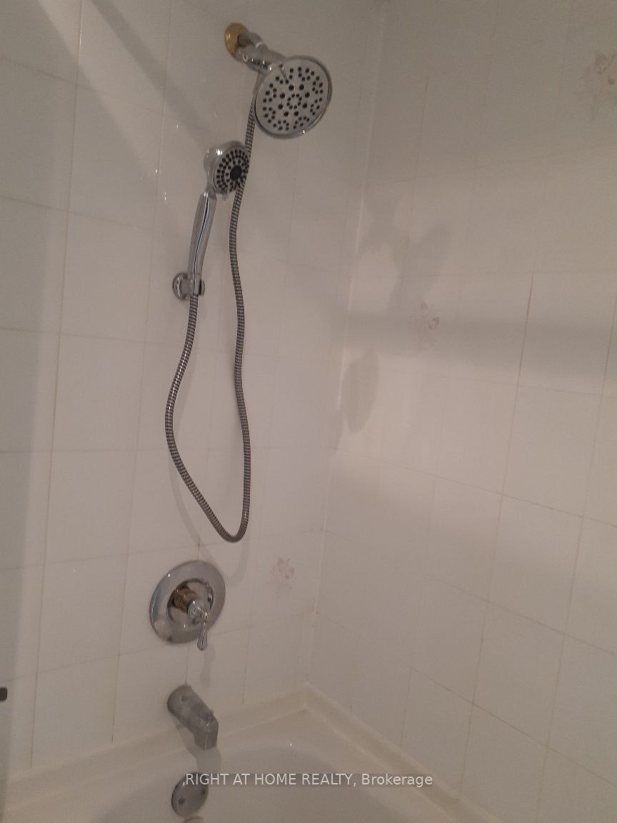 Main/ Lower-401 Mississauga Valley Boulevard, Mississauga, ON, L5A 1Y9 - 8
