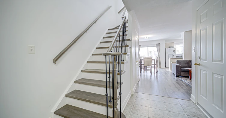 93 Mare Crescent, Toronto, ON, M9W 7E5 - 6