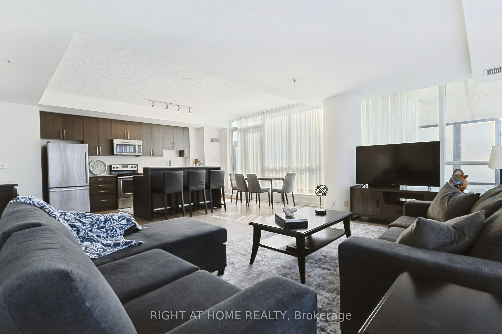 302-3985 Grand Park Drive, Mississauga, ON, L5B 0H8