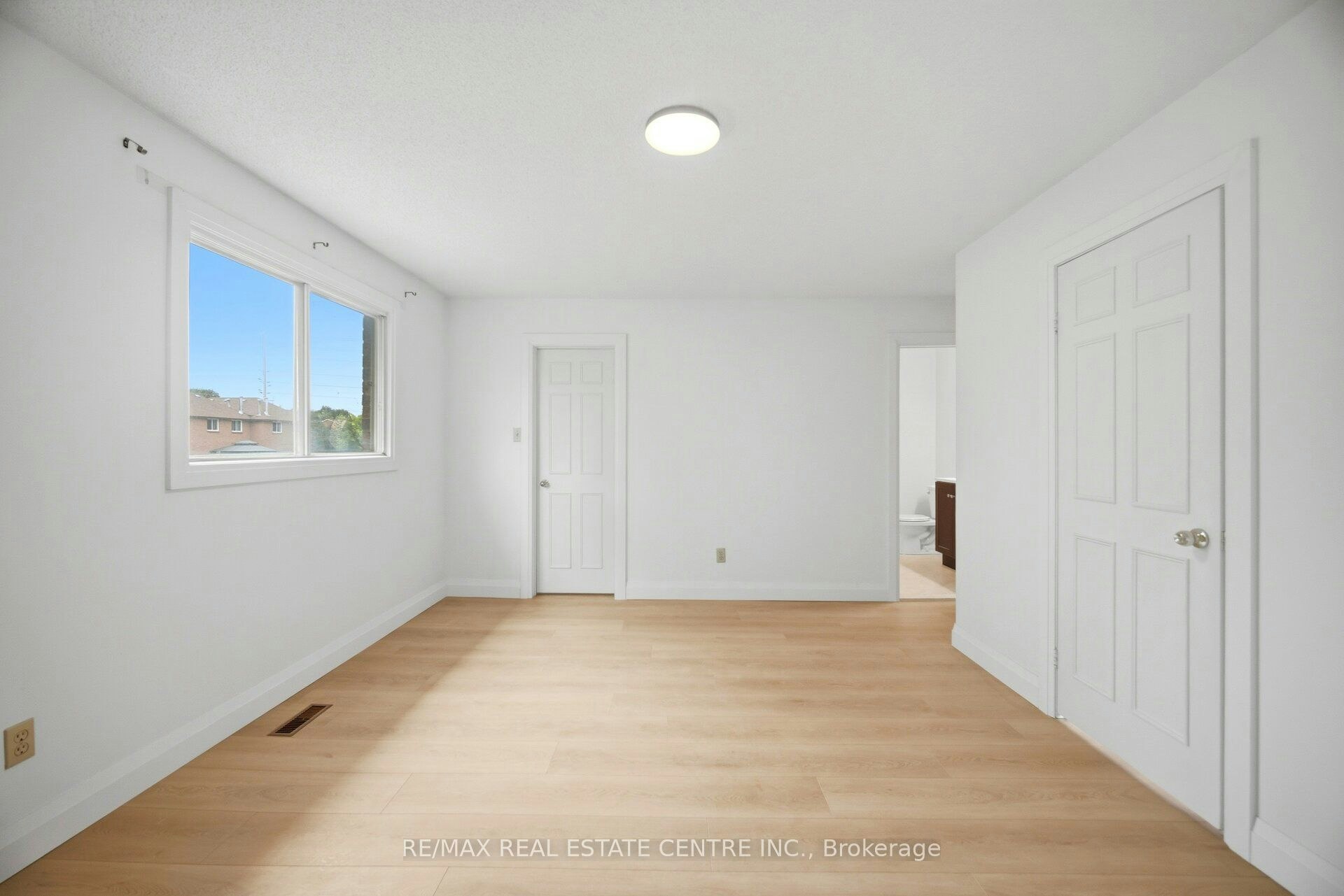 4676 Owl Circle, Mississauga, ON, L4Z 2W6 - 32