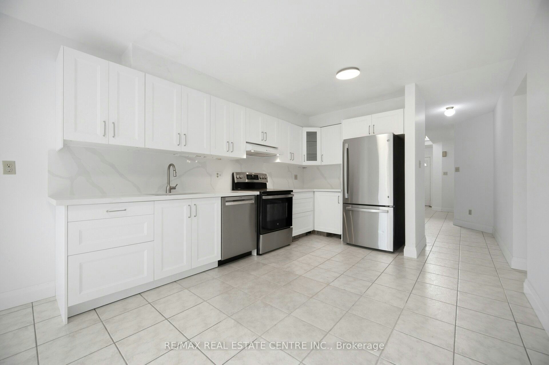 4676 Owl Circle, Mississauga, ON, L4Z 2W6 - 18