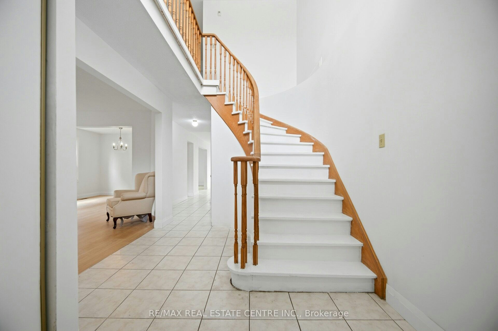 4676 Owl Circle, Mississauga, ON, L4Z 2W6 - 8